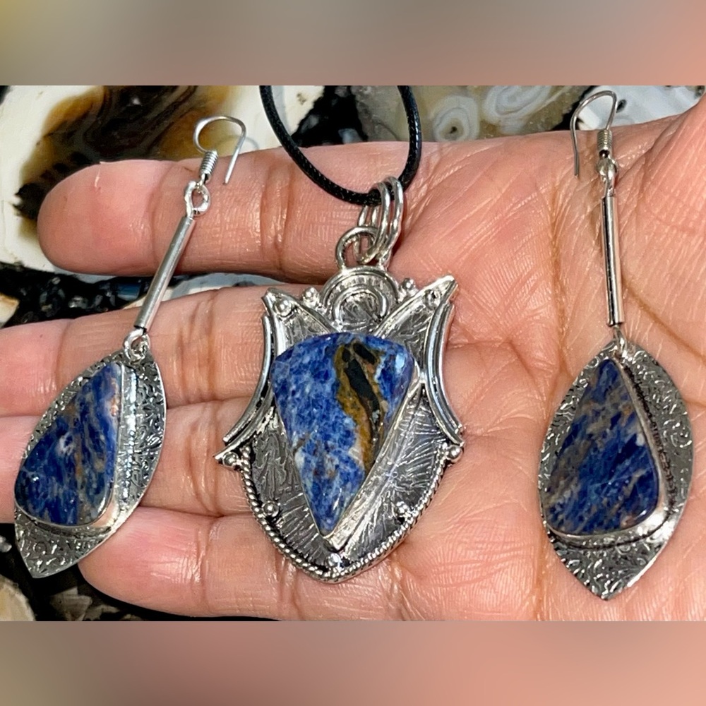 Large Navy Sodalite Pendant & Earrings Set